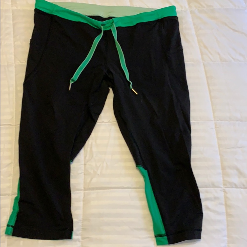 Lululemon crops